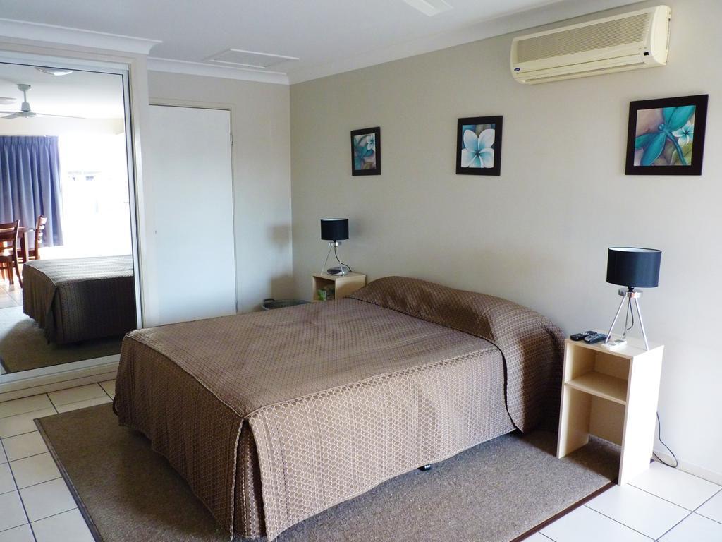 The Gallery Motor Inn Dalby Habitación foto